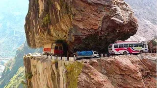 7 Most Dangerous Roads In The World In Urdu/Hindi .7 Death Roads You Would Never Want to Drive On