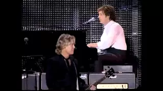 Paul McCartney -  Let 'Em In (Argentina DVD 2010)