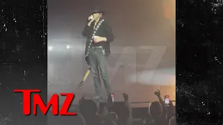 Toby Keith's Mom Joined Him Onstage In His Final Show Before Death | TMZ