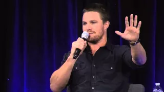 Nerd HQ 2015: "I Want to Be Where My Parents Are" (Stephen Amell Panel Highlight)