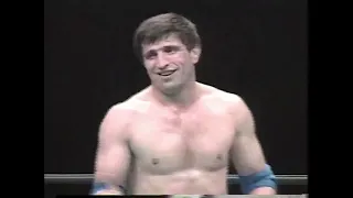 Volk Han vs Akira Maeda (RINGS 10-29-92)