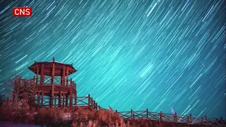 Stunning time lapse of Geminid meteor shower at its peak