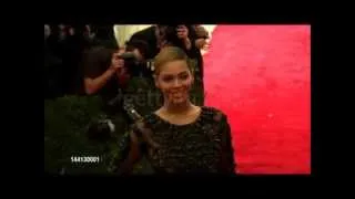 Beyonce Costume Institute Gala 2012 red carpet