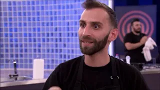 MasterChef Greece 2019 - Ο Χαράλαμπος αντιγράφει Τζώρτζη!