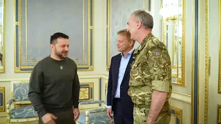 Зеленський провів зустріч із Держсекретарем Великої Британії з питань оборони