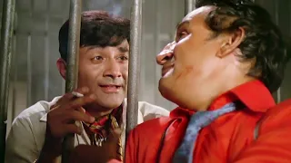 चोरी-चाकरी करना की एक कला है, और में उसका सहेंशा - Jabardast Suspense Scene