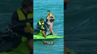 What is he doing? | Haulover Inlet | Wavy Boats