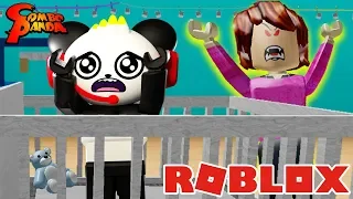 ESCAPE EVIL BABYSITTER IN ROBLOX ! Let's Play with Combo Panda