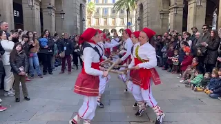 Colla bastonera gran de l'Esbart Català - Trobada de Gegants i Seguici de Santa Eulàlia 2024