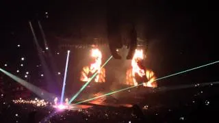 Jay-Z - Kanye West live bercy 2012 watch the throne ni**as in paris