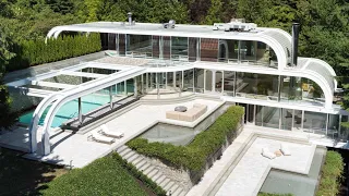 This West Vancouver home is on the market again for $16M