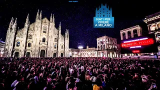 Piazza Duomo piena di gente per l’anteprima di Netflix del primo episodio di Stranger Things 4!