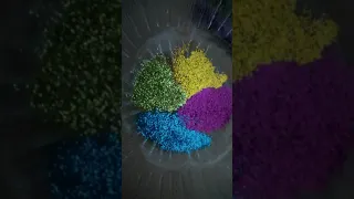 adding too much glitter at slime!!