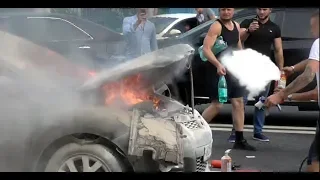 Пожар на Севастопольском проспекте в Москве. Сгорела иномарка. 04.08.2018.