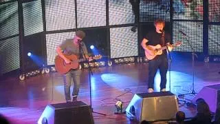 Ed Sheeran and Foy Vance - Kiss Me (Nashville, TN)