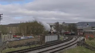 5820 departs Keighley on a crew refresher train. Keighley & Worth Valley Railway. (02/04/21)