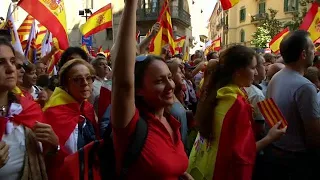 Из Мадрида в Барселону: демонстрация "молчаливого большинства"