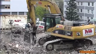 4K| CAT 330D Excavator Pulverizing Concrete