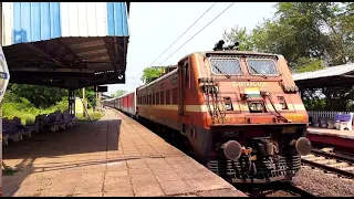 18 Crore Wap4 Locomotive hauled EAST COAST Express Train Dangerous & Furious Moving Out Station