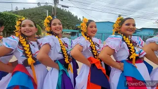 Así baila xique punta el Grupo Folclórico Cuna del Aguan Yorito Yoro Honduras.