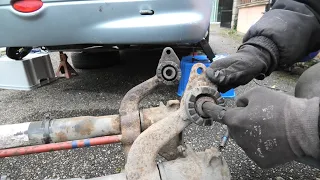 Defective rear axle silent blocks - Replacing the axle