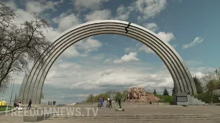 Ukraine Russia "Friendship" Monument Removed