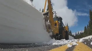Rocky Mountain National Park crews clear Trail Ridge Road