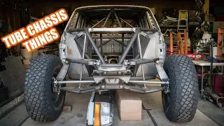 Tube Chassis PRERUNNER Gets Motor Mount GUSSETS And Gas Struts For The Trunk!