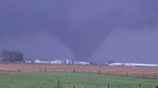 KCCI storm chaser captures video of Union County tornado