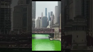 The GREEN Chicago River from the CTA Brown Line