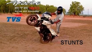 TVS Apache RTR 180 Stunts in stock mode, Aki D Hopper ( Team HPz)