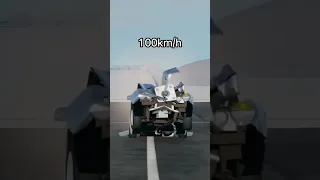 Mercedes W210 crash test