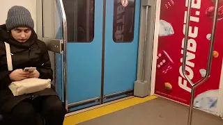 поездка в Минском метро штадлер M110