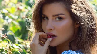 Bianca Richards | Australian model & Instagram star - Bio & Info