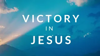 Carrie Underwood - Victory In Jesus with Lyrics
