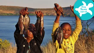 Die Abenteuer von Neema und Joshua: Der geheimnisvolle Kratersee | SWR Kindernetz