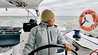 Hand Steering Our Catamaran Down the East Coast in 30 Knots!