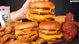 ASMR MUKBANG | BURGERS 🍔 KFC SPICY FRIED CHICKEN FRENCH FRIES 🍟 양념치킨 햄버거 감자튀김 치즈 소스 퐁당! 먹방
