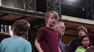 Les Miz: Behind the Scenes with Gavroche