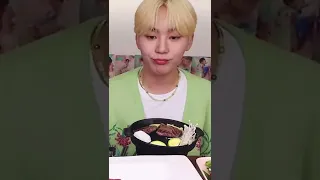 맥주 마시는 승관이 모음♡