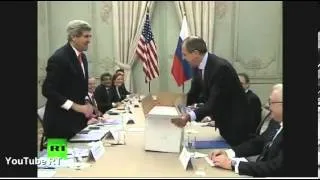 Kerry gives Russian counterpart potatoes at meeting