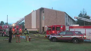 Crews respond to large fire at west Columbus apartment building