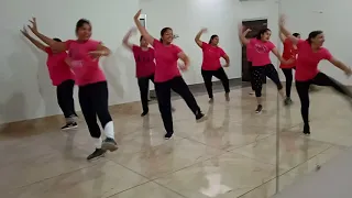 ZUMBA FITNESS WORKOUT // Zumba Ta Sajda ( Good Newwz )