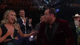 Luke Combs Entertainer of the Year Announcement + Acceptance Speech (CMA Awards)
