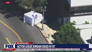 Actor Leslie Jordan dies in car crash at age of 67 | LiveNOW from FOX