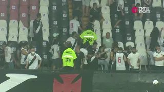 TORCIDA DO VASCO SE REVOLTA COM DIRIGENTE DO CLUBE AO FINAL DA PARTIDA ENTRE VASCO 1X1 CRUZEIRO!