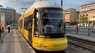 Flexity Tram als M6 in Hellersdorf