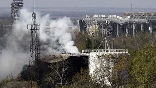 Отряд Абхаза штурмует аэропорт ДНР. Запись боя. Редкие кадры.