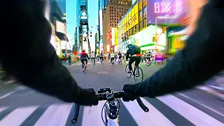Riding through Times Square with 300 people - POV Fixed Gear