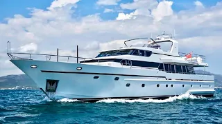 €1.9 Million Superyacht Tour : 1992/2018 Lowland Yachts 30 Metre